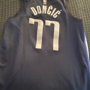 Luka Doncic Dallas Mavericks jersey